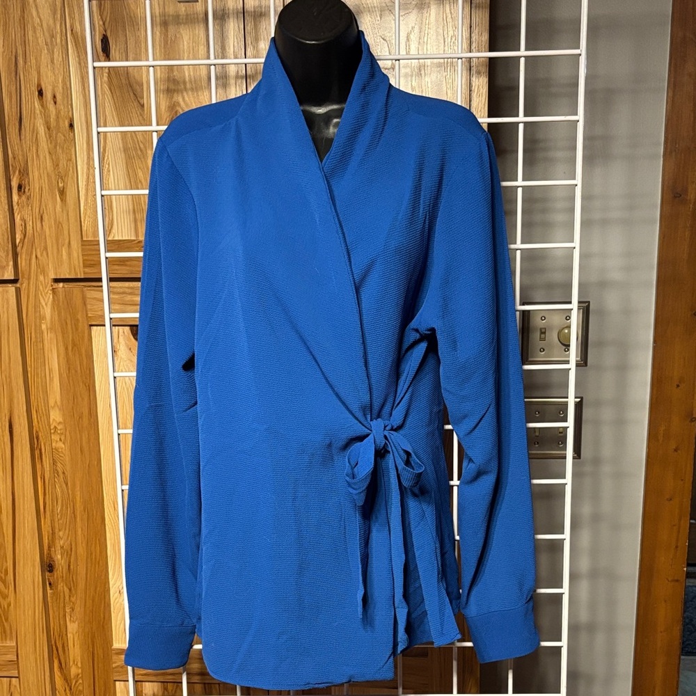 Bobeau Royal Blue Tie-Waist Blouse
